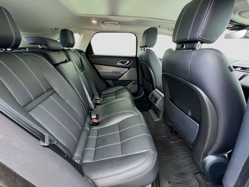 Used 2018 Land Rover Range Rover Velar S image 19