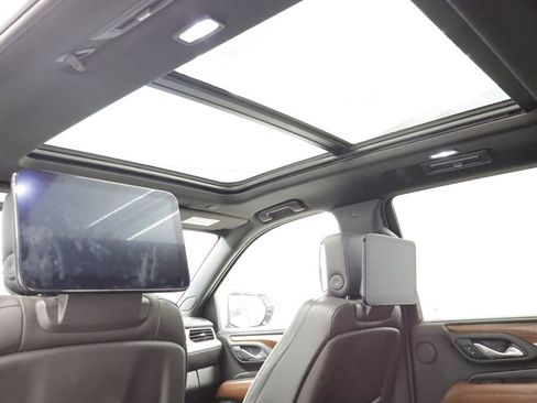 Used 2023 GMC Yukon Denali Ultimate AWD/4WD image 29