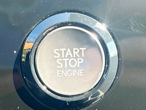 Used 2025 Lexus NX 250 FWD w/ Towing Package (2000 Lbs) image 36