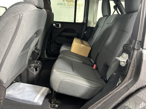 New 2025 Jeep Wrangler Sahara w/ Technology Group image 11