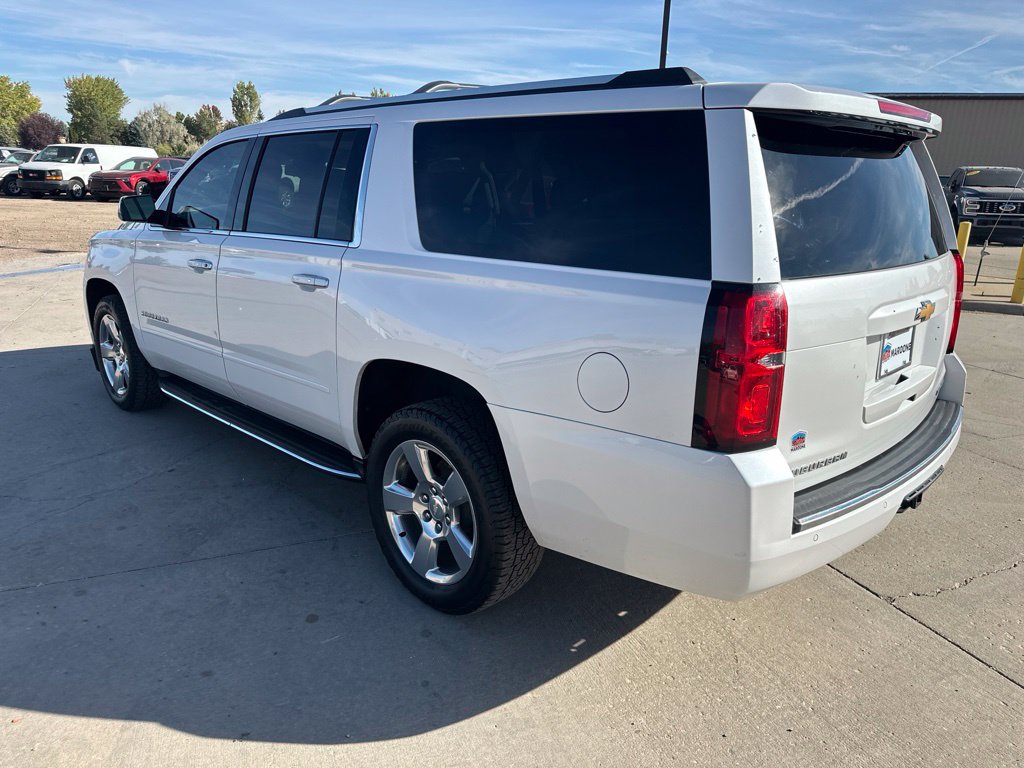 Used 2019 Chevrolet Suburban Premier AWD/4WD image 42