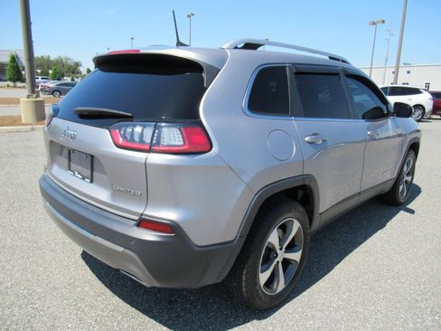 Used 2020 Jeep Cherokee Limited AWD/4WD image 7