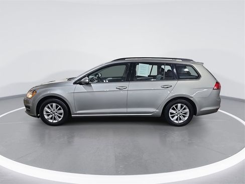 Used 2015 Volkswagen Golf S image 6