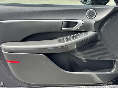 Used 2025 Hyundai Sonata SEL FWD image 23