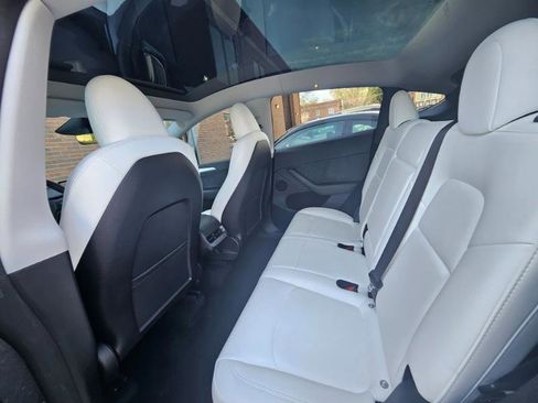 Used 2023 Tesla Model Y Long Range image 63