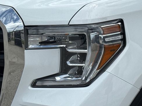 Used 2020 GMC Sierra 1500 4x4 Crew Cab w/ Sierra Value Package image 4