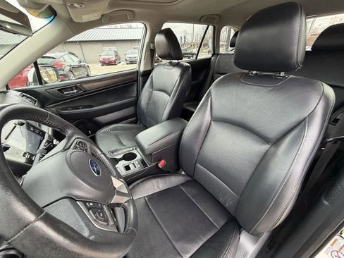 Used 2017 Subaru Outback 3.6R Limited image 12