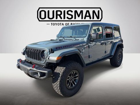 Used 2025 Jeep Wrangler Unlimited Rubicon AWD/4WD image 3