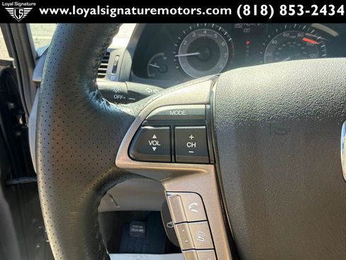 Used 2017 Honda Odyssey EX-L image 27