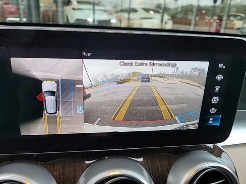 Certified 2022 Mercedes-Benz GLC 300 image 17