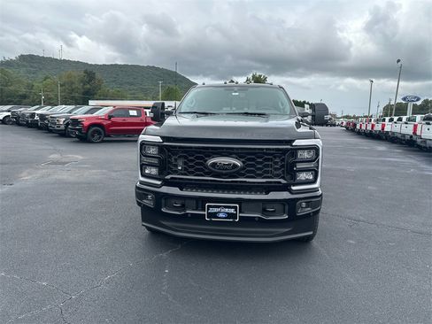New 2026 Ford F250 Lariat w/ Black Appearance Package image 2