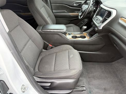 Used 2018 GMC Acadia SLE w/ Driver Alert Package I FWD image 13