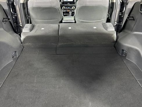 Used 2025 Toyota RAV4 XLE AWD/4WD image 20