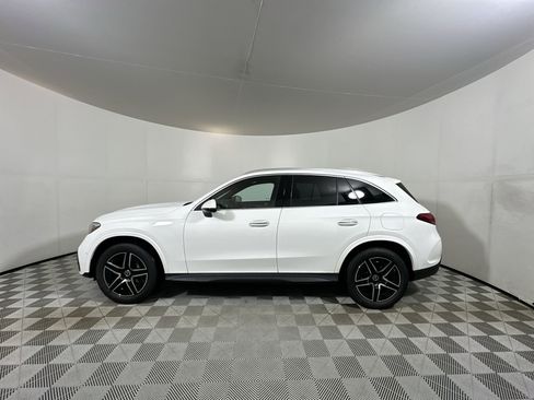 New 2025 Mercedes-Benz GLC 350e 4MATIC image 5
