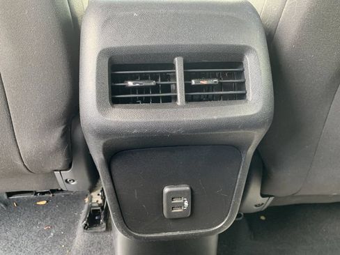 Used 2020 Chevrolet Equinox LT FWD image 15