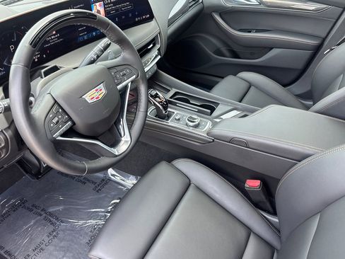 Certified 2025 Cadillac CT5 Sport RWD image 9