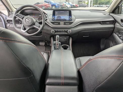 Used 2024 Nissan Altima 2.5 SR FWD image 4