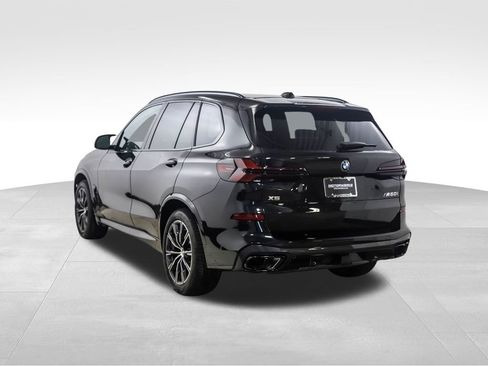 New 2026 BMW X5 M60i image 3
