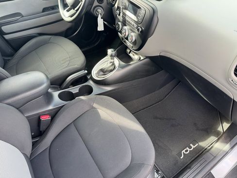 Used 2014 Kia Soul image 13