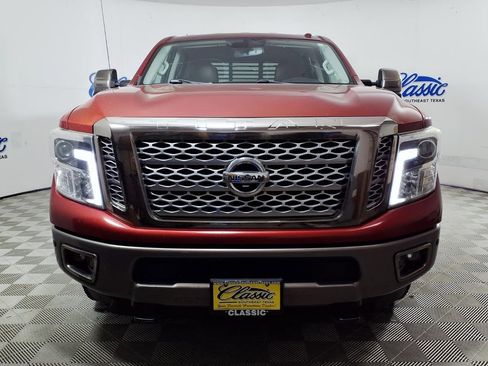 Used 2018 Nissan Titan Platinum Reserve w/ Platinum Utility Package image 3