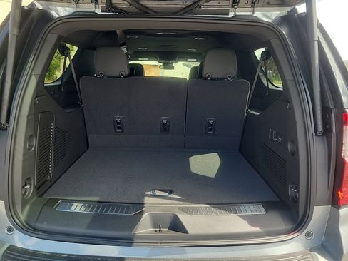 New 2026 GMC Yukon XL Denali image 7