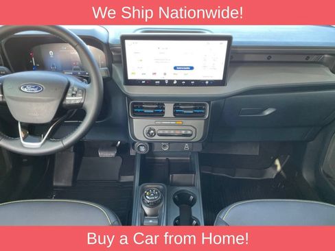 Used 2025 Ford Maverick Lobo AWD/4WD image 11