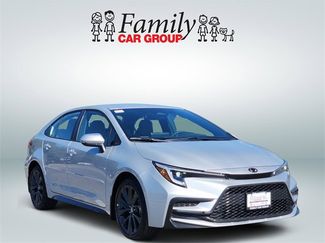 Used 2025 Toyota Corolla SE video 2