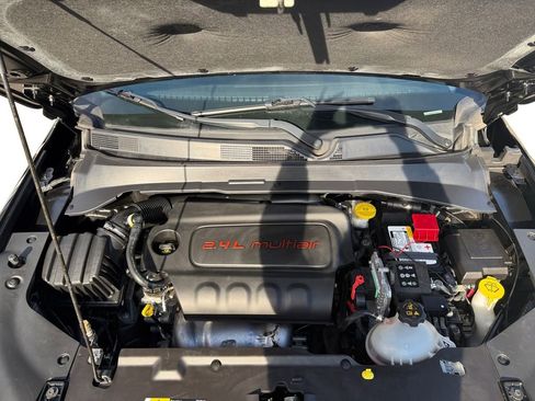 Used 2022 Jeep Compass Trailhawk image 24