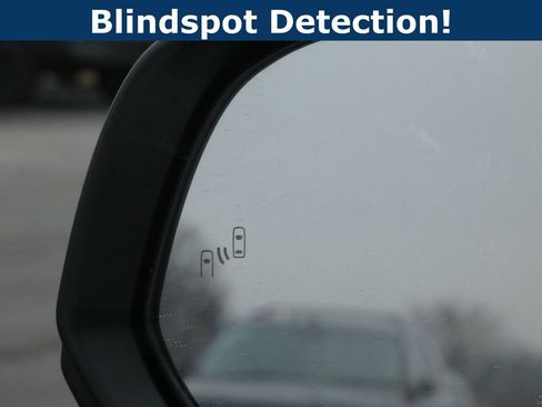 Used 2025 Toyota Tacoma TRD Off-Road image 10