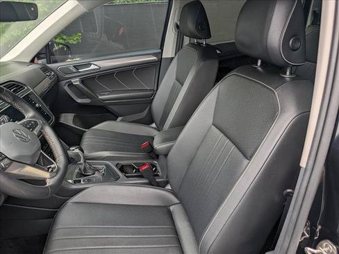 Used 2023 Volkswagen Tiguan SE FWD image 27