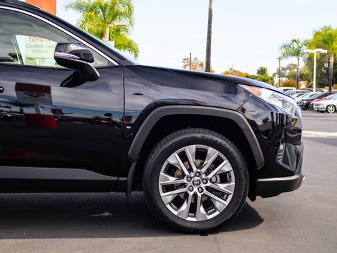 Certified 2020 Toyota RAV4 Limited image 7