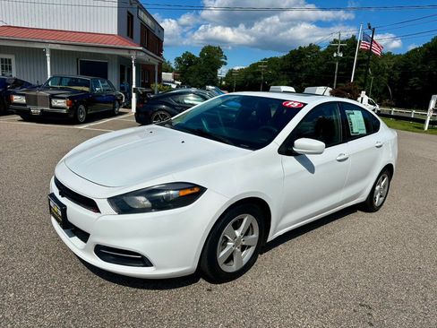 Used 2015 Dodge Dart SXT w/ Sun/Sound Group FWD image 1