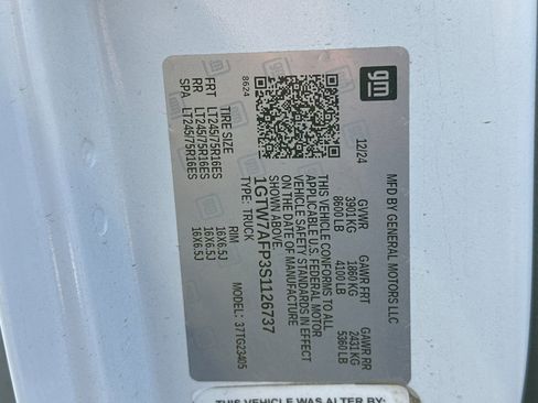 New 2025 GMC Savana 2500 w/ Driver Convenience Package RWD image 18