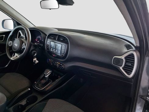 Used 2021 Kia Soul S FWD image 28