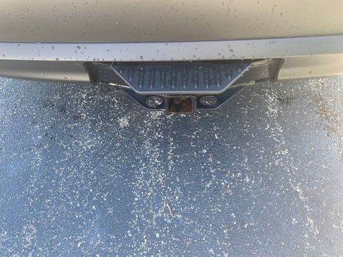 Used 2023 Toyota Highlander LE image 11