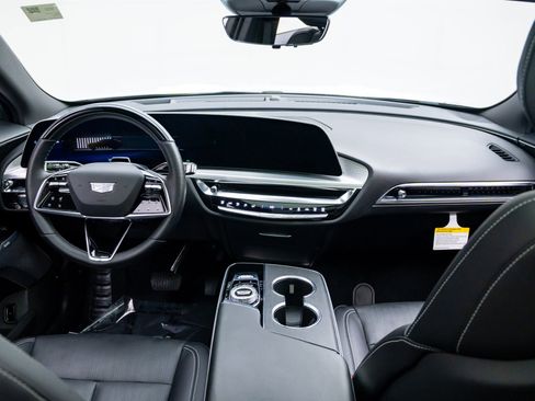 Certified 2025 Cadillac Lyriq Luxury w/ LPO, Floor Liner Package image 12