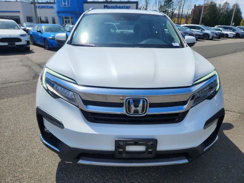 Used 2021 Honda Pilot Touring image 2