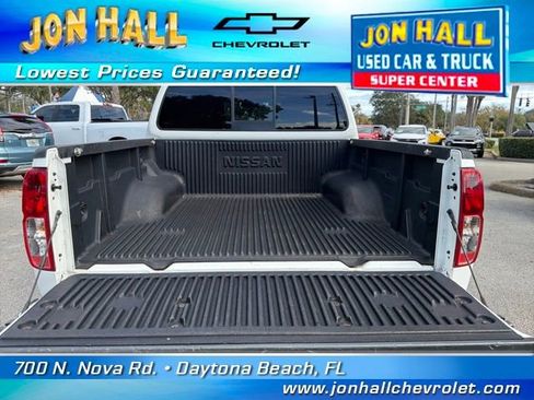 Used 2019 Nissan Frontier SV image 10