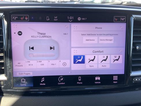 Used 2022 Chrysler Pacifica Touring-L image 34