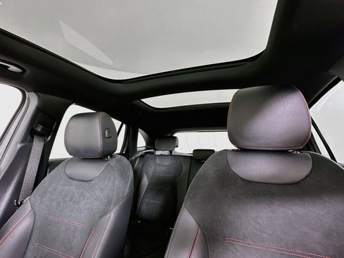 New 2026 Mercedes-Benz GLA 250 4MATIC image 23
