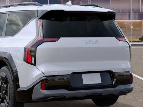 New 2026 Kia EV9 GT-Line AWD/4WD image 13