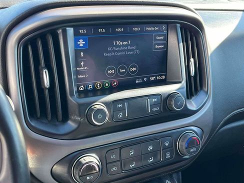 Used 2022 GMC Canyon AT4 w/ Trailering Package image 17