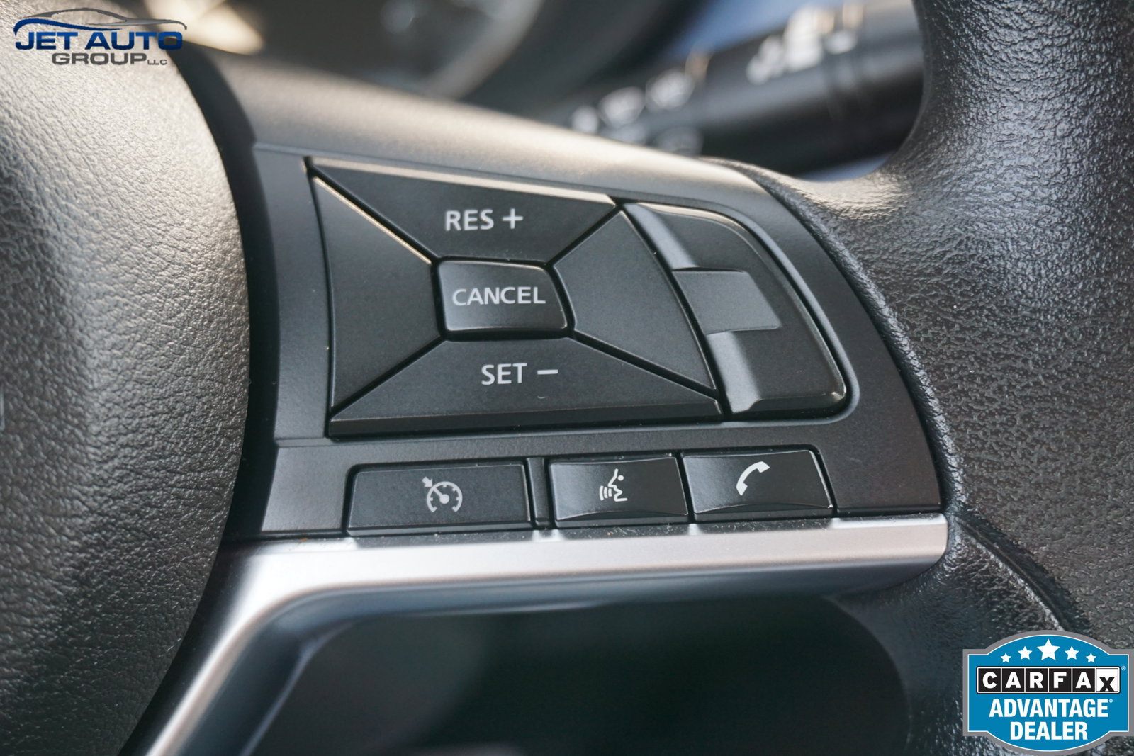 Used 2024 Nissan Versa SV FWD image 35