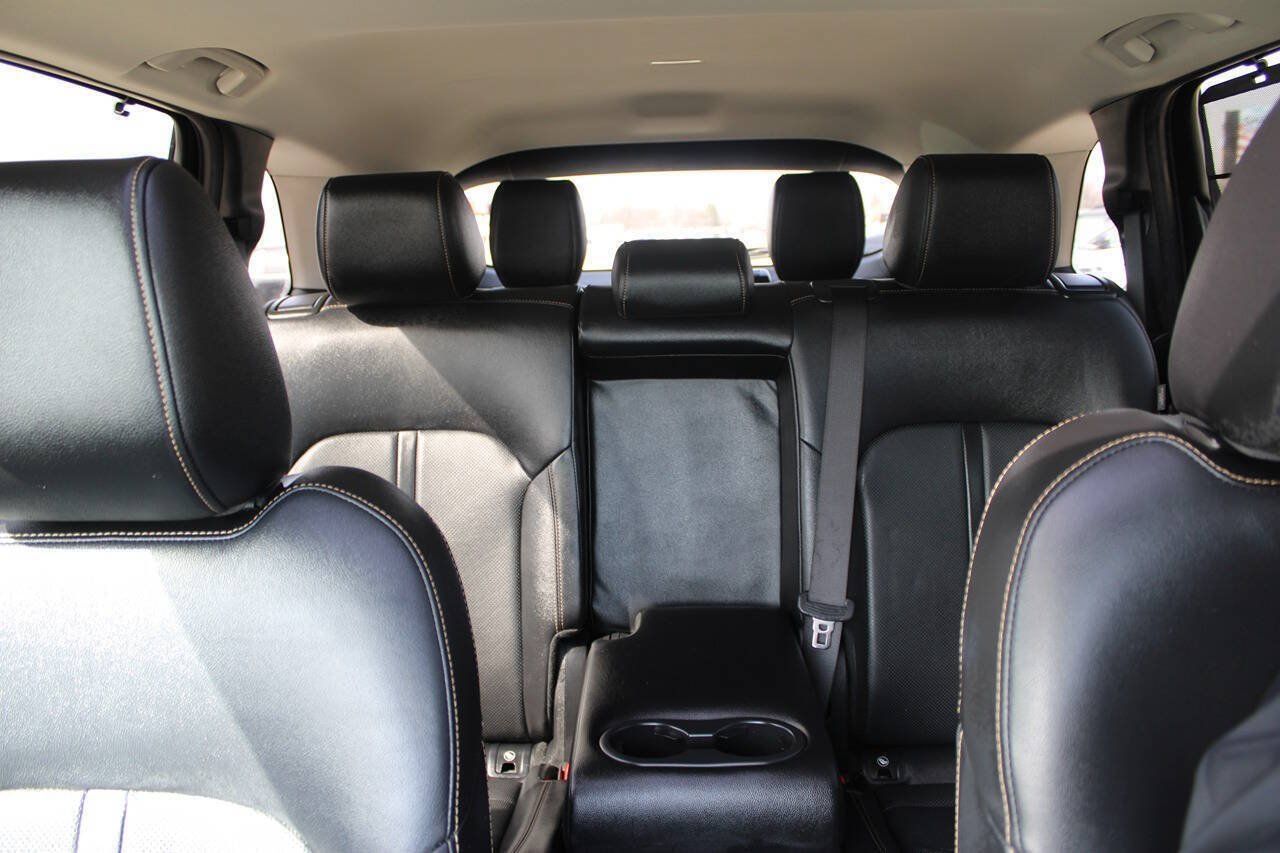 Used 2024 MAZDA CX-90 3.3 Turbo w/ Preferred Plus AWD/4WD image 18