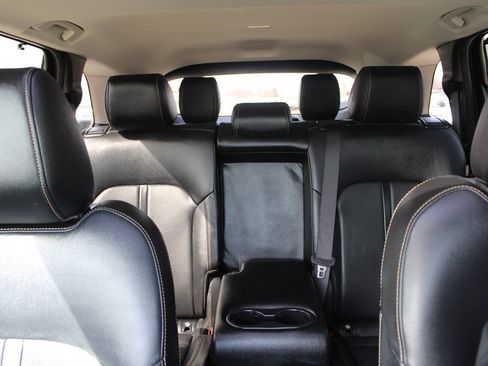 Used 2024 MAZDA CX-90 3.3 Turbo w/ Preferred Plus AWD/4WD image 18