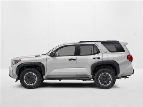 New 2026 Toyota 4Runner 4WD image 3