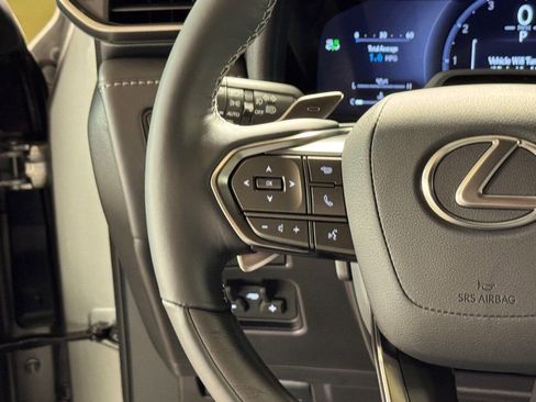 New 2025 Lexus LX 700h Luxury image 20