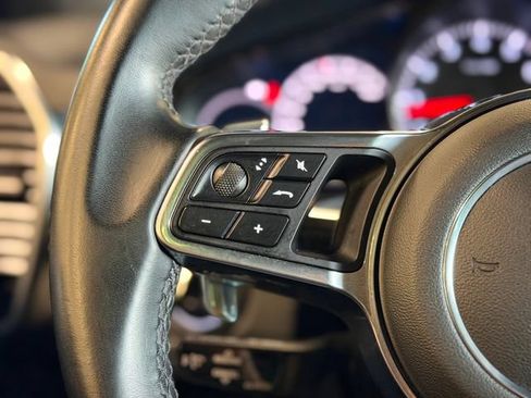 Used 2019 Porsche Cayenne S AWD/4WD image 25