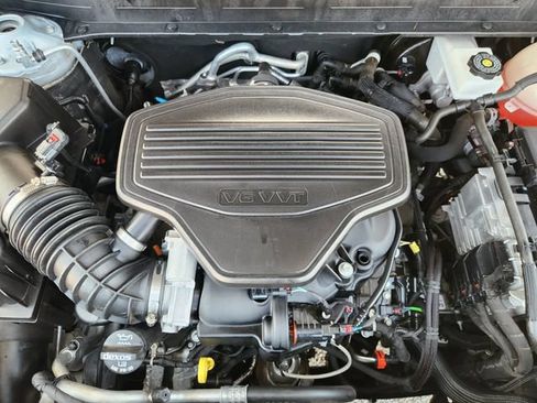 Used 2020 GMC Acadia Denali w/ Technology Package FWD image 31