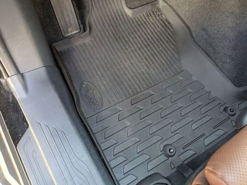 Used 2021 Subaru Outback Touring XT image 30